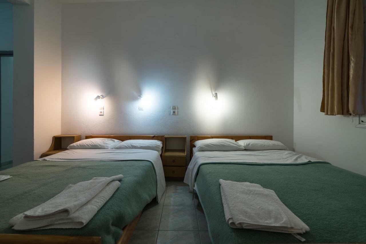 Irini Hotel Kamilari Bagian luar foto